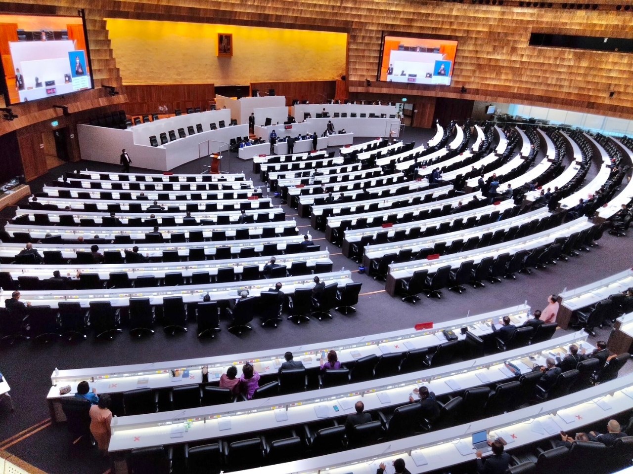 สภาฯ ยังไม่แจ้งประชุมสภาฯนัดแรกเลือก "ประธานสภา" หลัง "2 พรรคใหญ่" คุยกันยังไม่ลงตัว 