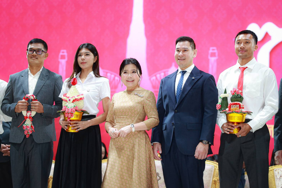 มกธ.จัดพิธีไหว้ครู ประจำปี 2569 ปลูกฝังคุณธรรม-ความกตัญญู "ศ.ดร.บังอร" มอบโอวาท พร้อมส่งเสริมกิจกรรมรักษ์น้องเชิงสร้างสรรค์