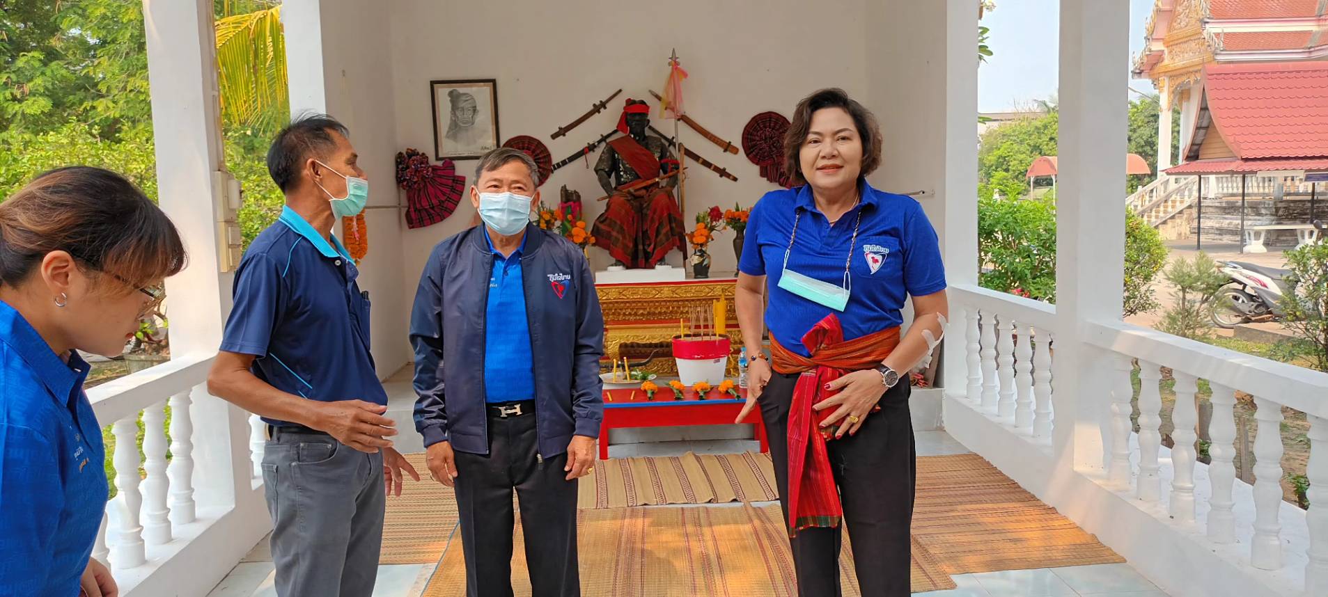 "แม่ใหญ่จิ๋ว"ภูมิใจไทยพร้อมครอบครัวลงหาเสียง อำเภอรัตนบุรี ชูนโยบาย “ฟรีน้ำดื่มสะอาด” 