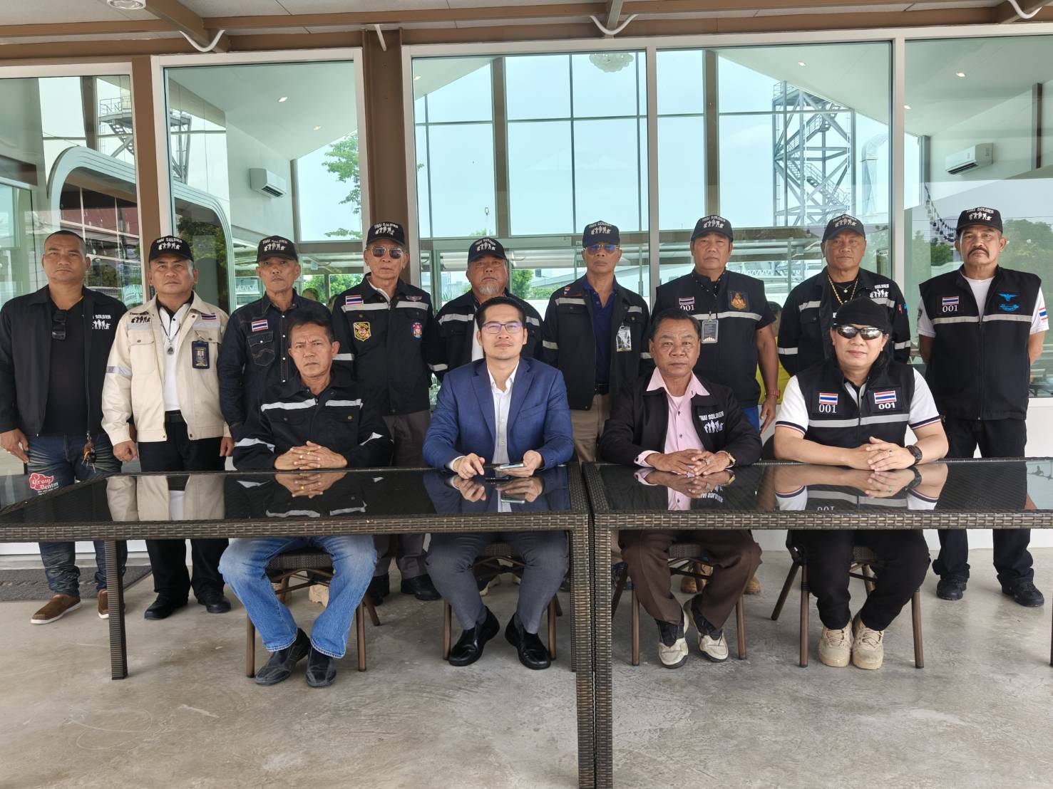 ฮึ่ม!1 เม.ย.“พี่เต้” นำทหารผ่านศึก 1-2 หมื่นนายบุกสภา-เข้าทำเนียบ บี้พรบ.เงินผดุงเกียรติทหารผ่านศึก 3,000 บาท