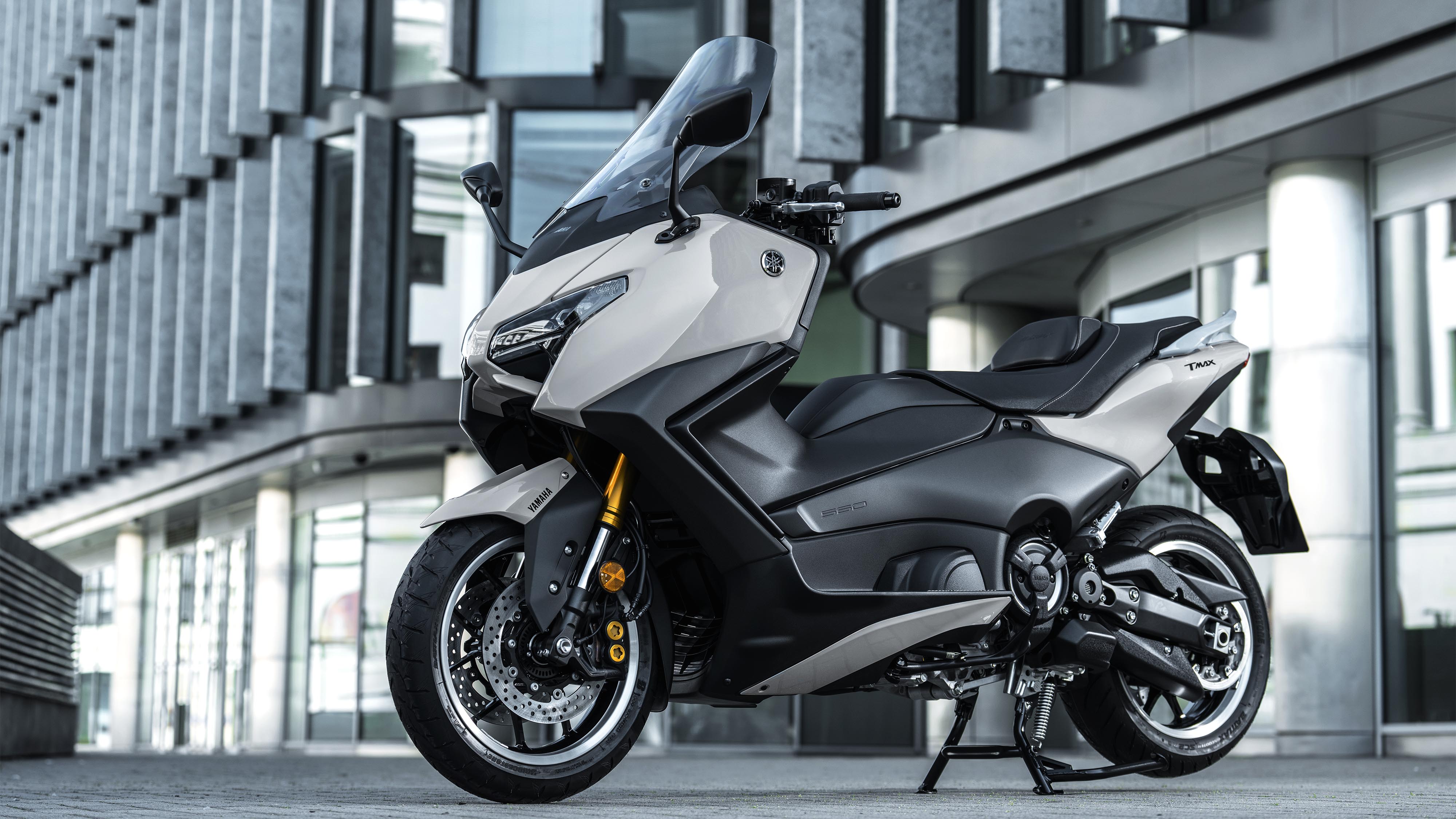 “New YAMAHA TMAX 2025” พรีเมี่ยมบิ๊กสกู๊ตเตอร์ยกระดับความหรูหรา