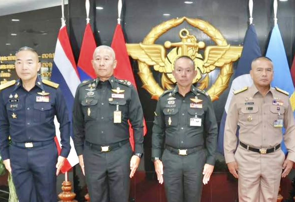ด่วน! "บิ๊กเล็ก" นัด "ผบ.เหล่าทัพ" ถกสภากลาโหม! "ผบ.ทหารสูงสุด" เรียกประชุมฉุกเฉิน เตรียมพร้อมเต็มอัตราศึก