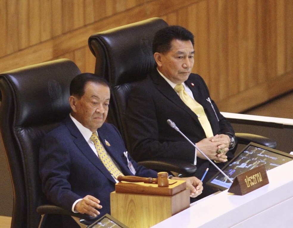 สภาฯนัดพิเศษเริ่มแล้ว ! "เลขาฯเพื่อไทย" เสนอชื่อ "อุ๊งอิ๊ง"  เป็นนายกฯ  "ฐากร" ชี้เป็นครั้งแรกรอบ10ปี สภาผู้แทนฯเลือกเองไม่มีสว.