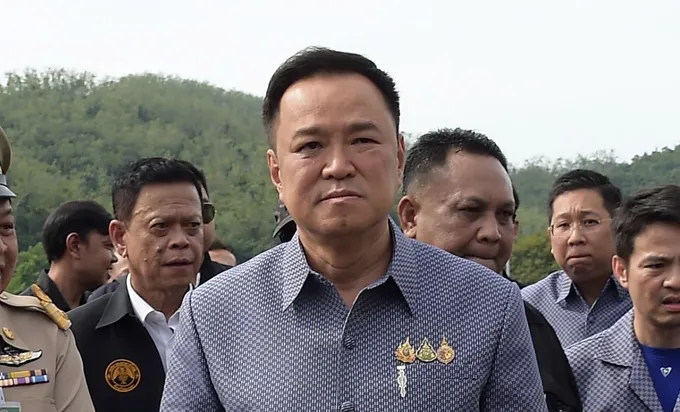 นายกฯ เตรียมเปิดบ้านพักส่วนตัวเลี้ยงข้าว ครม.-พรรคร่วมรัฐบาล 6 ก.ย. กระชับมิตร ก่อนรับมือศึกซักฟอก