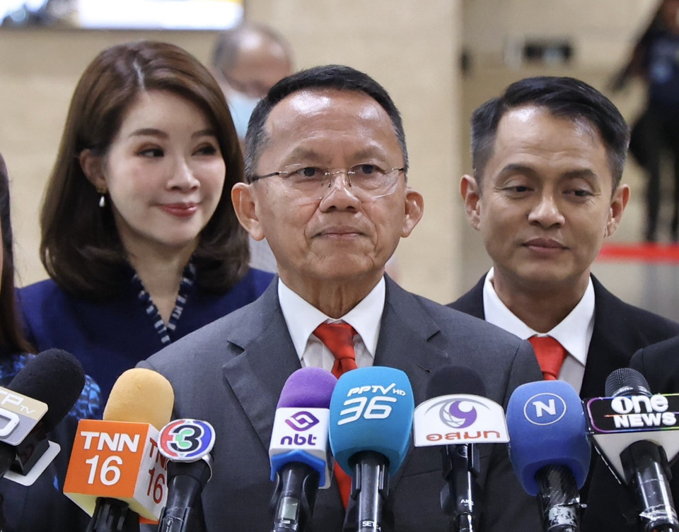 "สมศักดิ์" ปัดตอบชัด! ทาบ "วราวุธ" นั่งแคนดิเดตนายกฯเพื่อไทย ย้ำยังเร็วไป ชมเป็นคนรุ่นใหม่ครบเครื่อง ลั่นคนนอก-คนในพรรคไม่เกี่ยง
