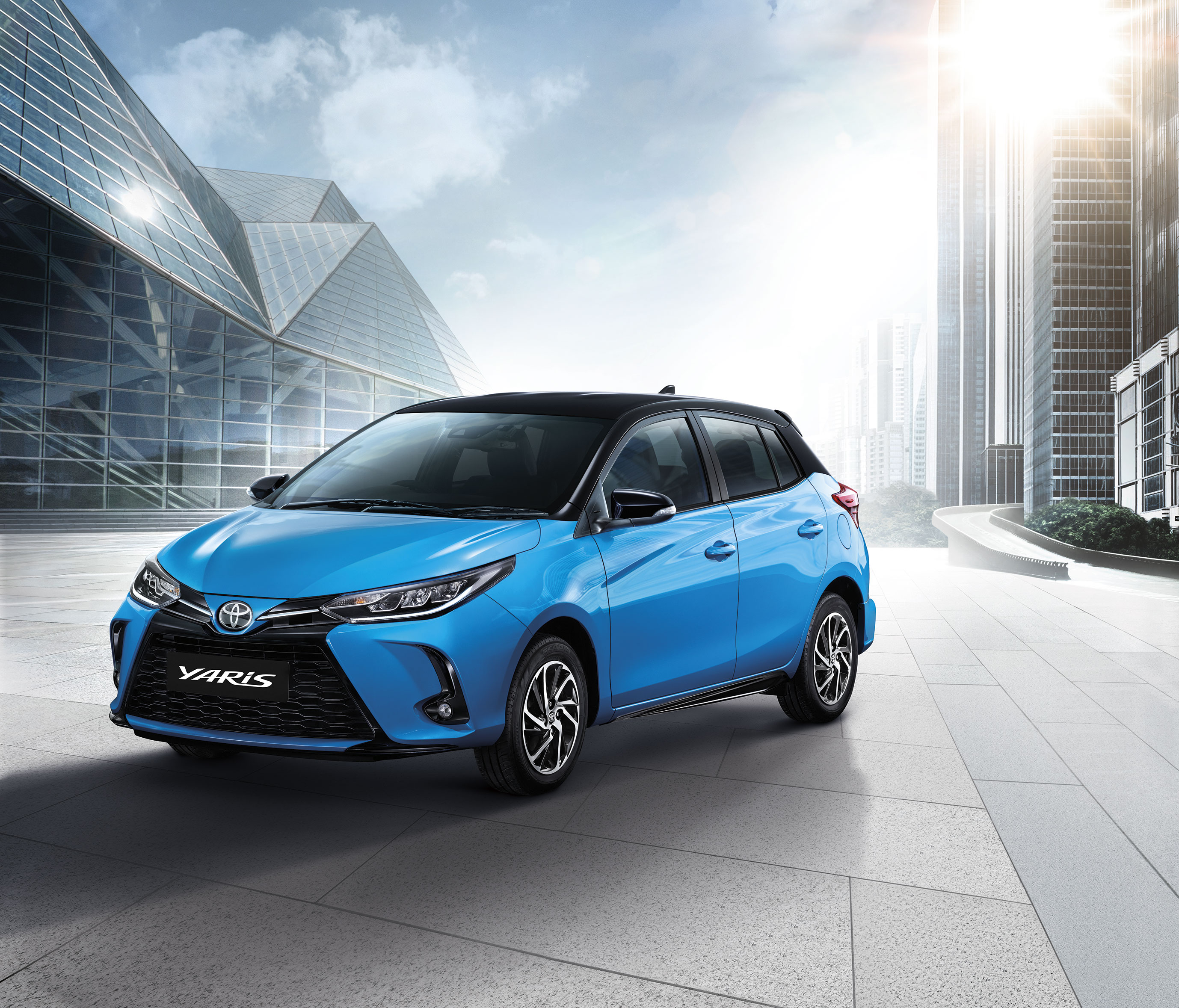 โตโยต้าแนะนำ YARIS และ ATIV  อีโคคาร์แฮตช์แบ็กและซีดานรุ่นปรับปรุงโฉมใหม่ Big Motor Sale ไบเทค บางนา
