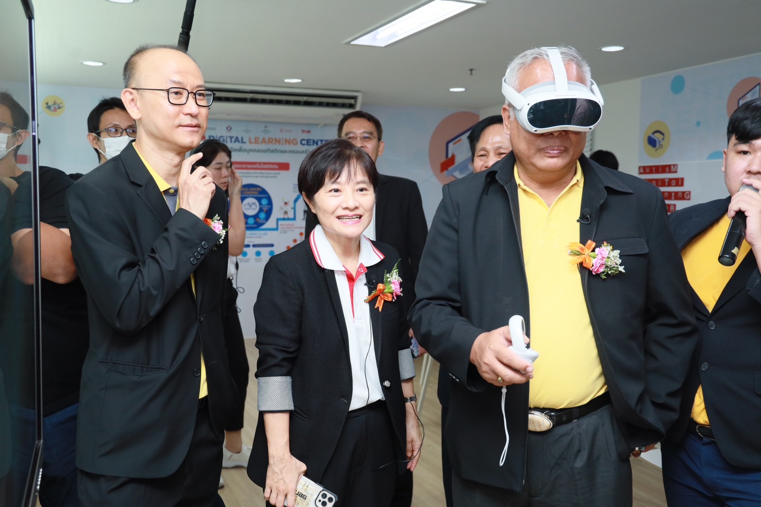 "เครือเจริญโภคภัณฑ์ ทรู คอร์ปอเรชั่น" โดย ทรูปลูกปัญญาฯ  มูลนิธิออทิสติกไทย เครือค่าย เปิด "ศูนย์เรียนรู้ดิจิทัลเพื่อบุคคลออทิสติกฯ" เน้นพัฒนาทักษะดิจิทัล