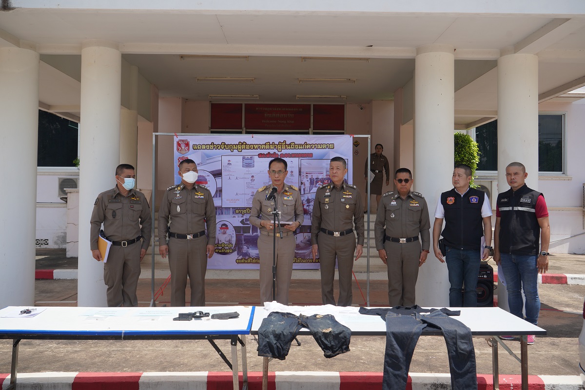 รวบมือปืนยิงหนุ่มวัย21ปีเสียชีวิตหลังดื่มสุราเมาเต้นกระทบไหล่ไม่พอใจกันในร้าน 
