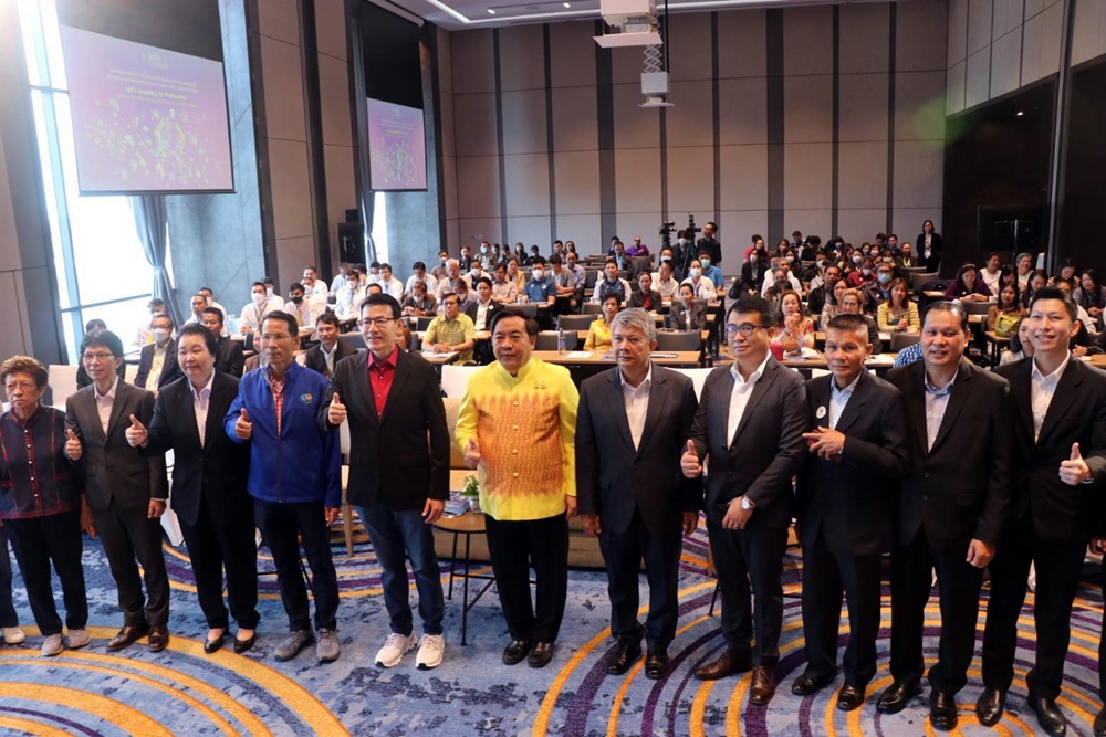 คปภ.ติวเข้มผู้ประกอบการ SME พื้นที่ชลบุรี ป้องกันกลโกงมิจฉาชีพ   