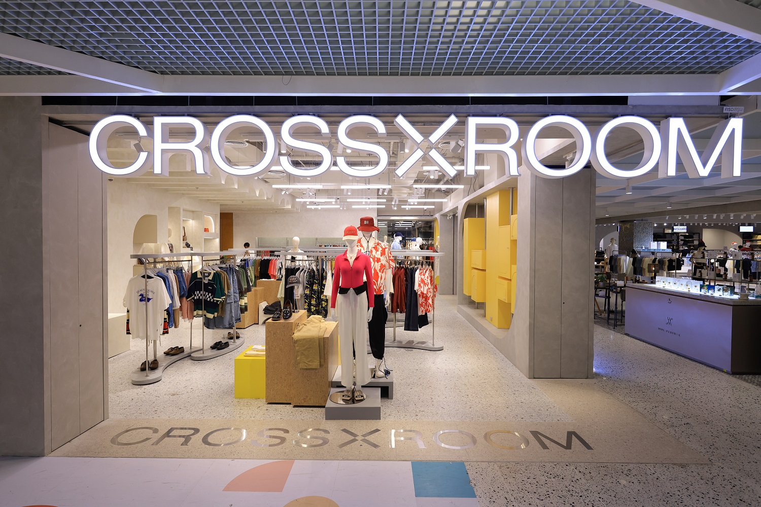 อัปเดต 8 แบรนด์ดังจาก ‘CROSSROOM’ มัลติแบรนด์สโตร์ใหม่ ที่รวมไอเท็มสุดฮ๊อตจากร้านดังในไอจีไว้ที่เซ็นทรัลเวิลด์