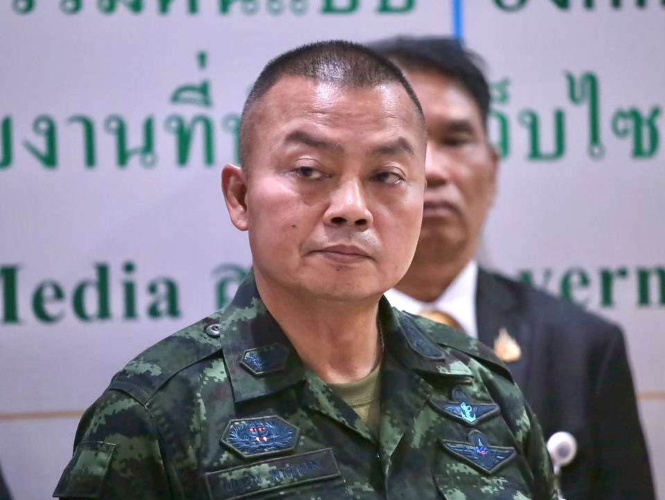 “แม่ทัพกุัง” เตือนระวัง “เกมจัดฉาก”  เขมรยิงสร้างสถานการณ์ บ้านหนองหญ้าแก้ว ชี้มีนัยยะ หวังเบี่ยงความสนใจ ปมทุ่นระเบิด - ปราสาทตาควาย