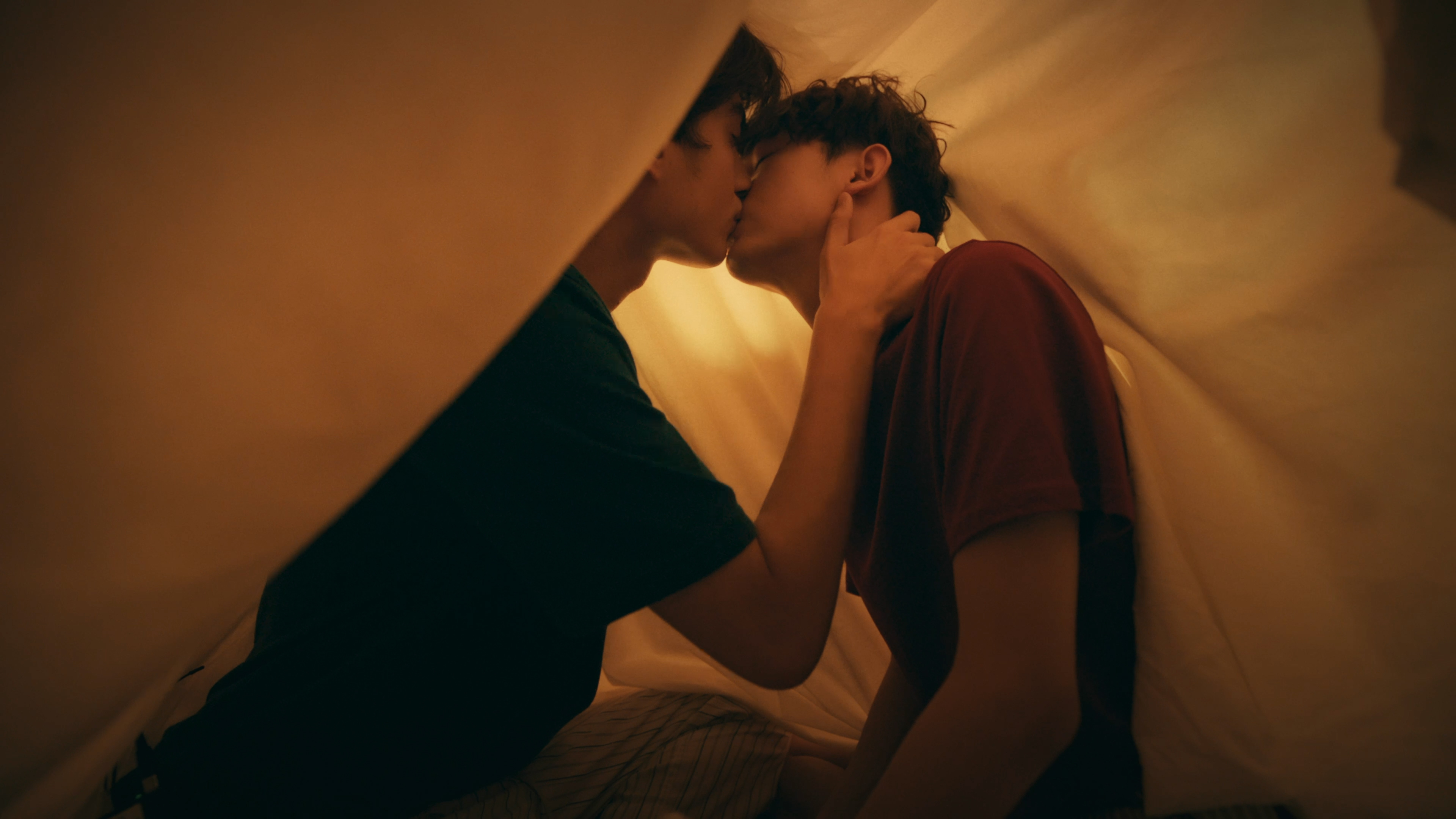 “เบน-ไจ๋” สอบผ่าน…จูบแรกของเรา ในซีรีส์ "Caged Again บอกกรงๆ…ว่ารักเธอ”