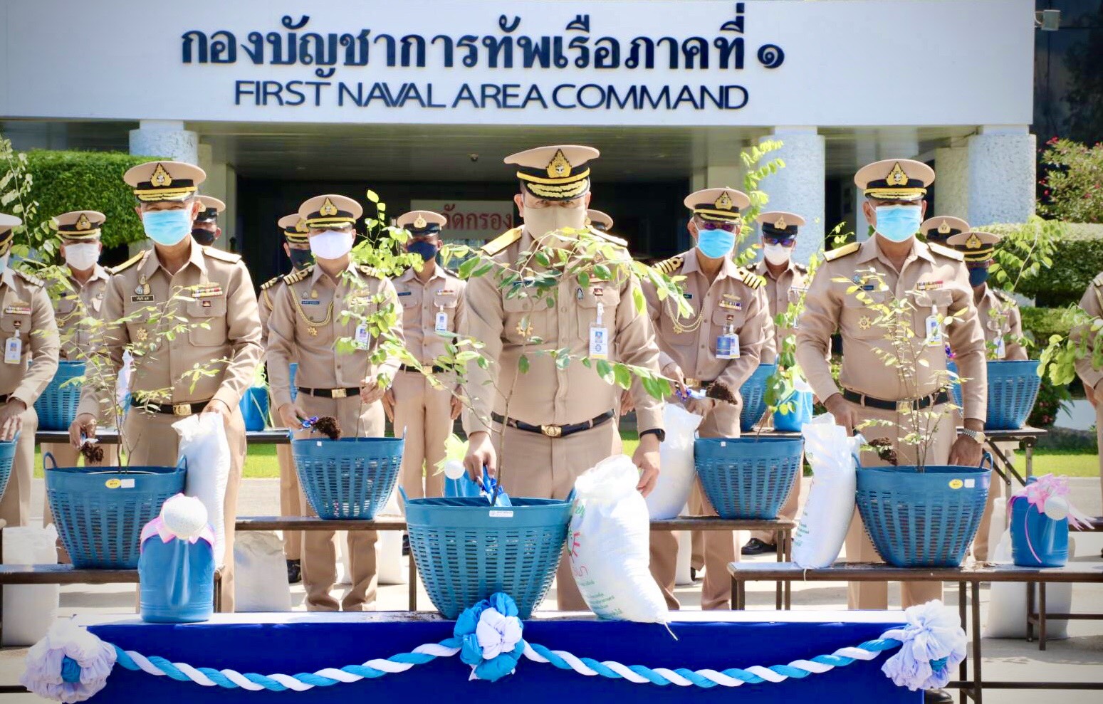 ทัพเรือภาคที่ 1 ร่วมปลูกไม้ยืนต้นในวันต้นไม้ประจำปีของชาติ