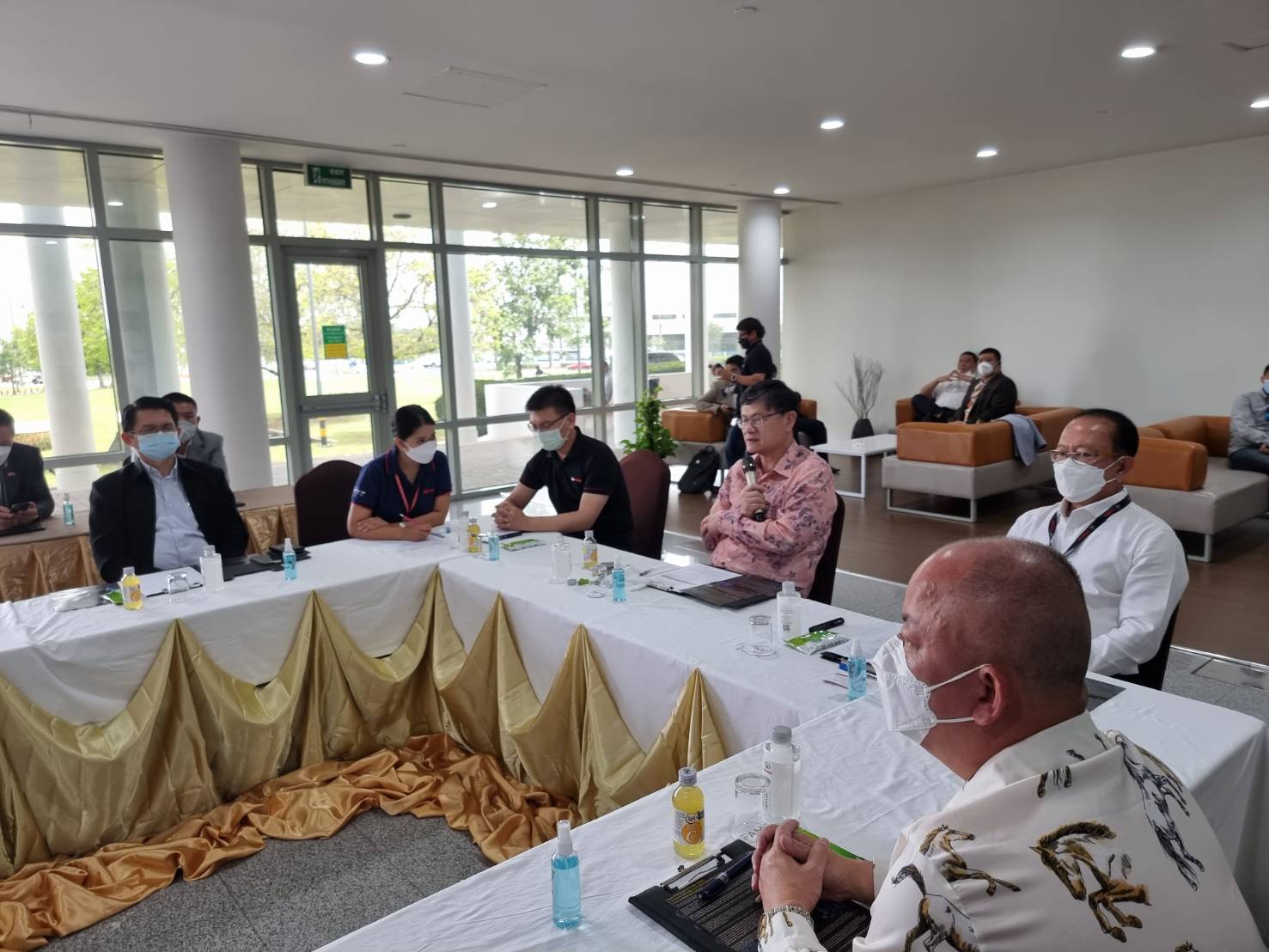 รมว.อุดมศึกษาฯ นำคณะดูงานโรงงานประกอบรถยนต์ "นิคมอุตสาหกรรมอีสเทิร์นซีบอร์ด" ปลวกแดง จ.ระยอง