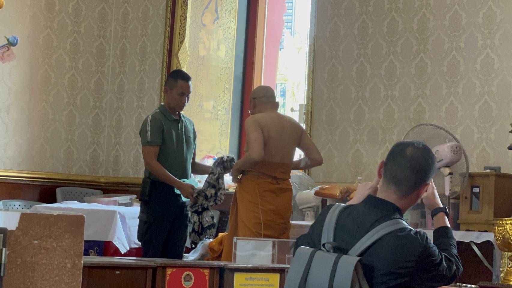 ยอมสึกแล้ว! "เจ้าอาวาสวัดพระพุทธฉาย-ผู้ช่วยเจ้าอาวาสวัดปากน้ำ" เซ่นคลิปลับ "สีกากอล์ฟ" 