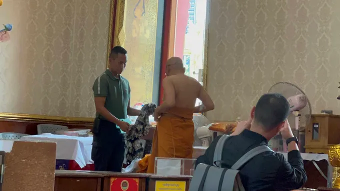 ยอมสึกแล้ว! "เจ้าอาวาสวัดพระพุทธฉาย-ผู้ช่วยเจ้าอาวาสวัดปากน้ำ" เซ่นคลิปลับ "สีกากอล์ฟ" 