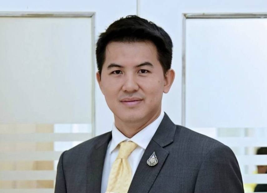 "อธิรัฐ" รมช.คมนาคม สั่งกรมเจ้าท่าคุมเข้มขนส่งทางน้ำ  รองรับปชช.เปลี่ยนทางสัญจรหลังน้ำท่วมหนัก