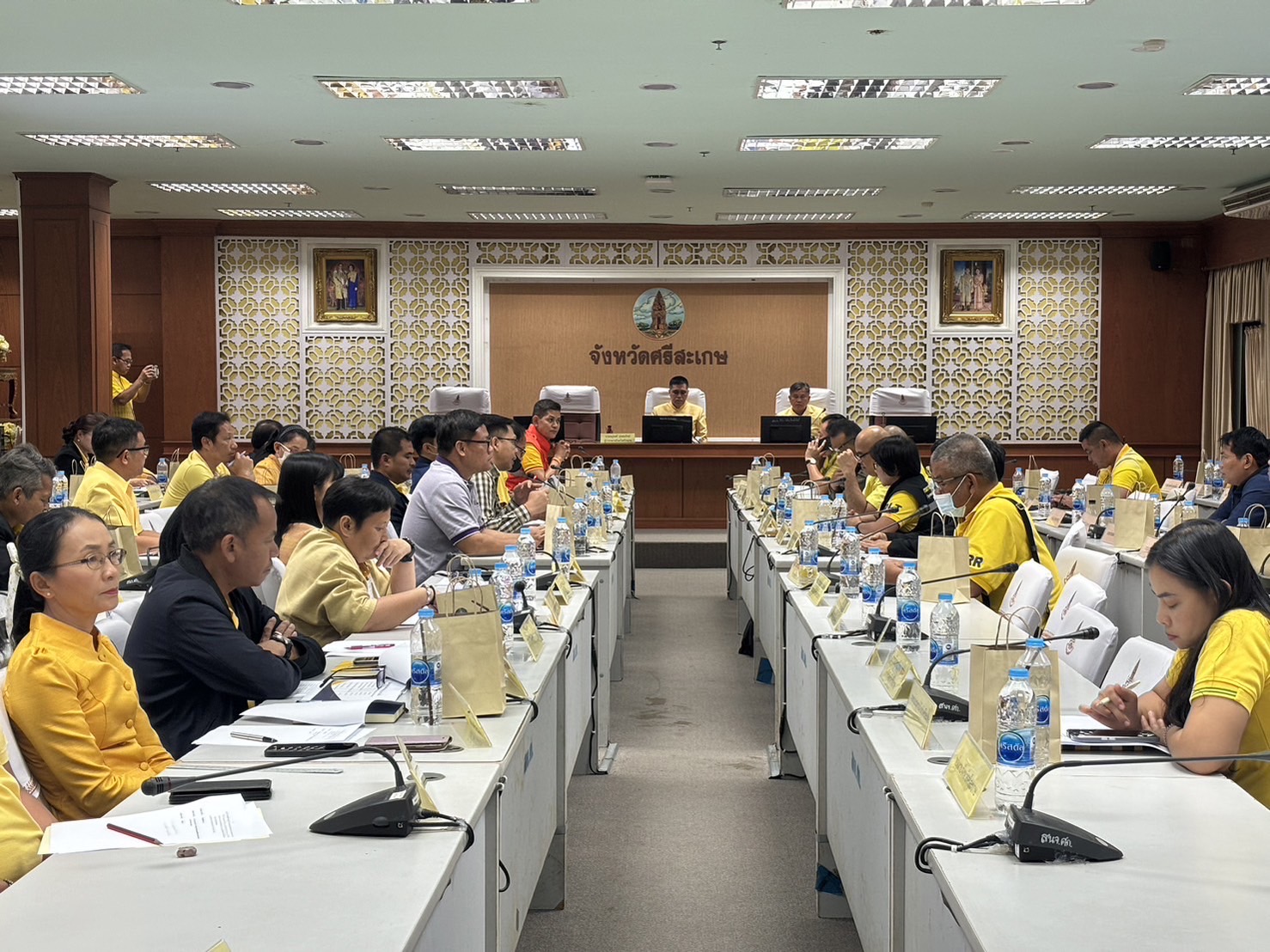 ผู้ว่าฯศรีสะเกษ รณรงค์ป้องกันอุบัติเหตุช่วงก่อนและหลังสงกรานต์