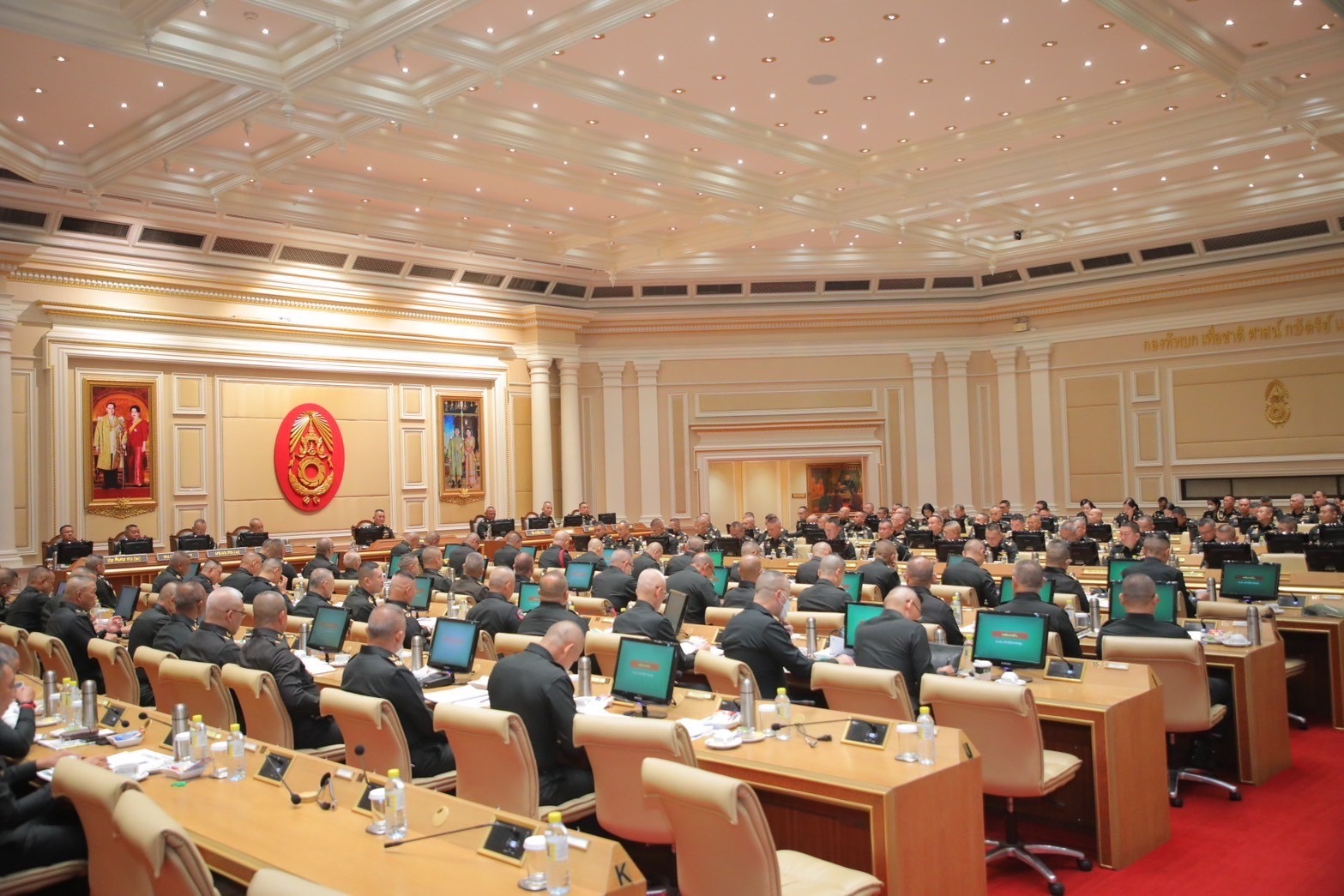 ประชุมหน่วยขึ้นตรงกองทัพบก กำชับใส่ใจทุกรายละเอียดการฝึกทหารใหม่