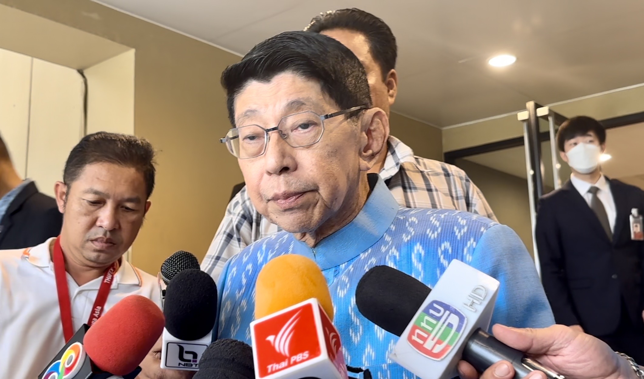 “วิษณุ” แจง รับนั่งที่ปรึกษา สลค.  บอก ไม่ใช่หัวขบวนแก้ต่างให้ “นายกฯ”