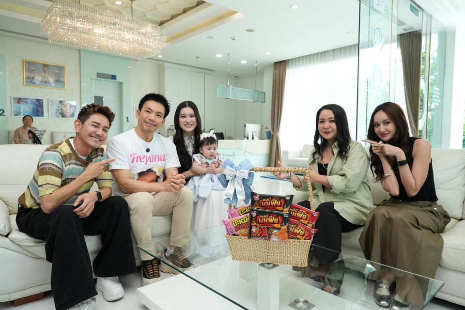 ยกสวนสัตว์มาไว้ในบ้าน! บุกบ้านหมอสอง-น้องออนส่อง Mini Zoo สุดว้าว!  ”Pet Planet รักนี้มีหาง“  อาทิตย์ที่ 28 มิ.ย.นี้