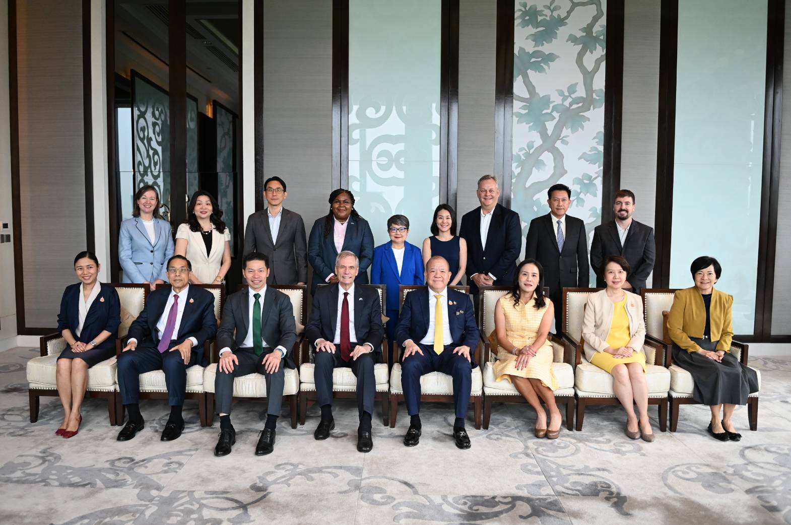 “พิชัย” ชวนสมาชิกหอการค้าอเมริกัน AMCHAM ลงทุนไทยเพิ่ม เร่งใช้แต้มต่อ FTA ไทย ผลักดัน ศก. ไทยโตแกร่ง 