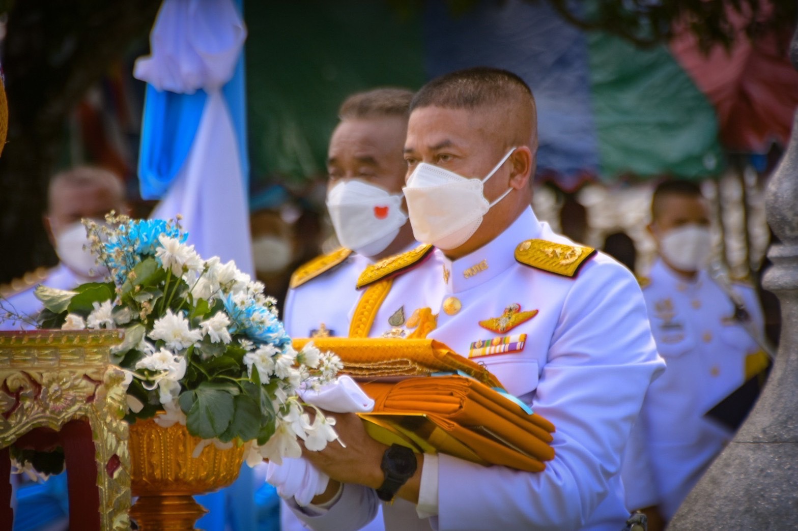 รองแม่ทัพภาคที่ 4 ถวายผ้าไตรกฐินพระราชทาน ที่วัดตันติการาม ระแงะ นราธิวาส 