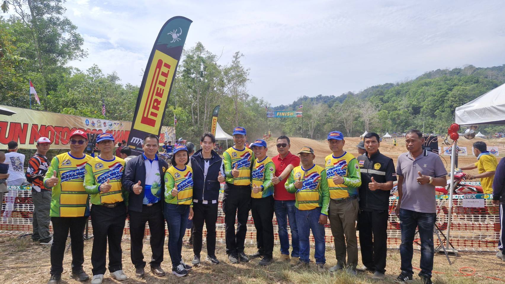 สตูล นักบิดรุ่นจิ๋วไทย ร่วมประลองความเร็ว ศึกมอเตอร์ครอสนานาชาติ สร้างแรงบันดาลใจเยาวชนไทย