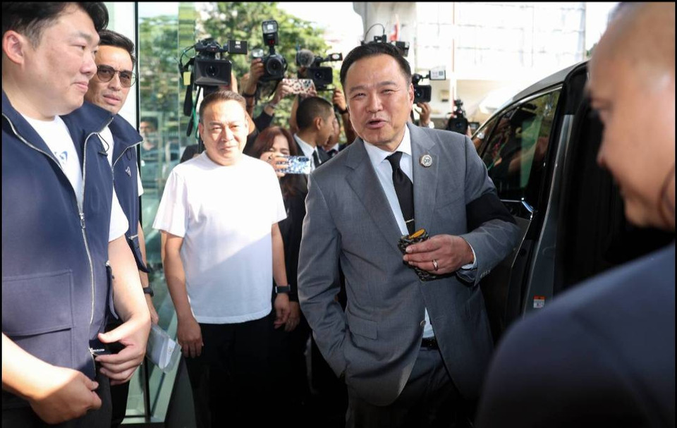 “อนุทิน” ดักคอแรง! สั่ง รมต. “อย่าโดดประชุม ครม.” เปิดปมยุบสภาทีไร หายหน้ากันหมด