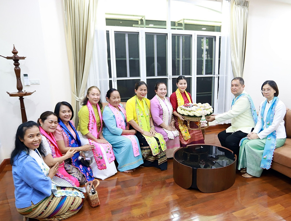 หนึ่งเดียวในไทย! “ส่งข้าวแช่พ่อเมืองปทุมฯ” สืบสานวัฒนธรรมรามัญรับสงกรานต์ 2569