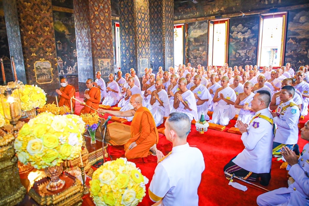 ผบ.ทบ.เป็น ปธ.บรรพชาอุปสมบทนักเรียนนายร้อย ถวายเป็นพระราชกุศลเนื่องในโอกาสมหามงคลเฉลิมพระชนมพรรษา ครบ 6 รอบ 