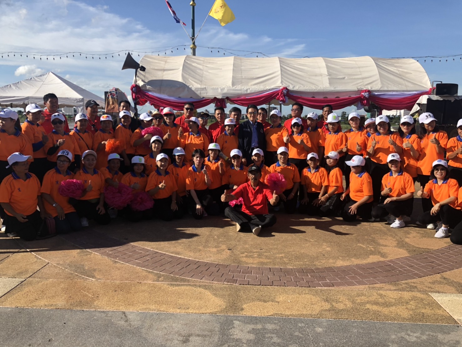 “ยุทธนา” นายก อบจ.หนองคาย ร่วมกิจกรรมและมอบเงินสนับสนุน กีฬาพื้นบ้านเชื่อมความสัมพันธ์ต้านภัยยาเสพติด อ.ศรีเชียงใหม่