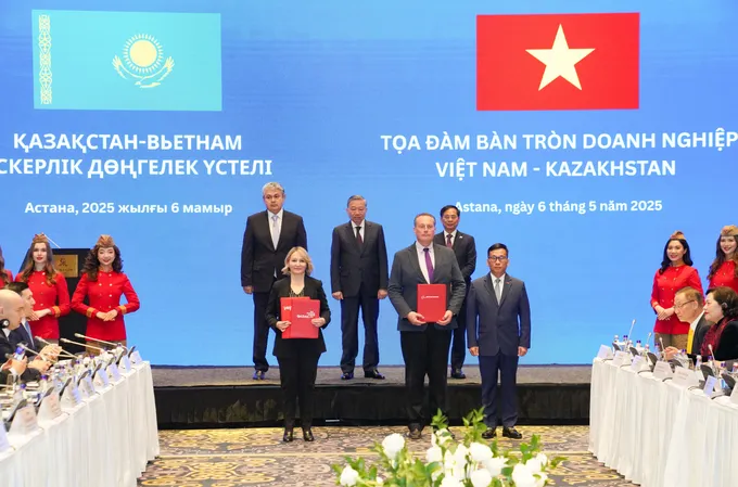 "เวียตเจ็ท" ผนึกกำลัง "คาซัคแอร์" เปิดตัวสายการบิน “Vietjet Qazaqstan” สานต่อความร่วมมือเชิงยุทธศาสตร์