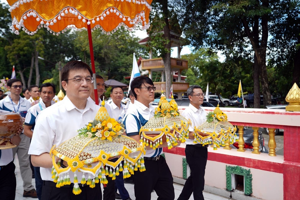 กลุ่ม ปตท.ระยอง ร่วมเป็นเจ้าภาพทอดกฐินสามัคคี วัดโสภณวนาราม