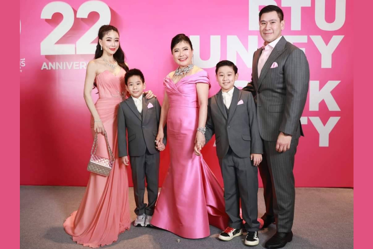 อธิการบดี มกธ.จัดงานเฉลิมฉลองครบรอบ 22 ปี อย่างยิ่งใหญ่พร้อมโชว์ความสำเร็จด้านการกีฬาระดับนานาชาติ