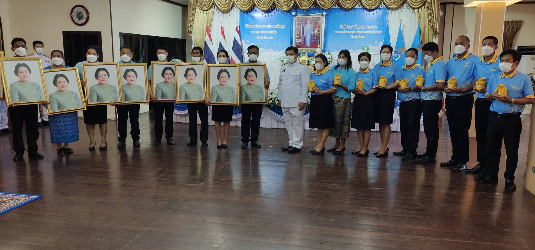 ชัยนาทจัดพิธีมอบเงินพระราชทานขวัญถุงกองทุนแม่ของแผ่นดิน ประจำปี 2566