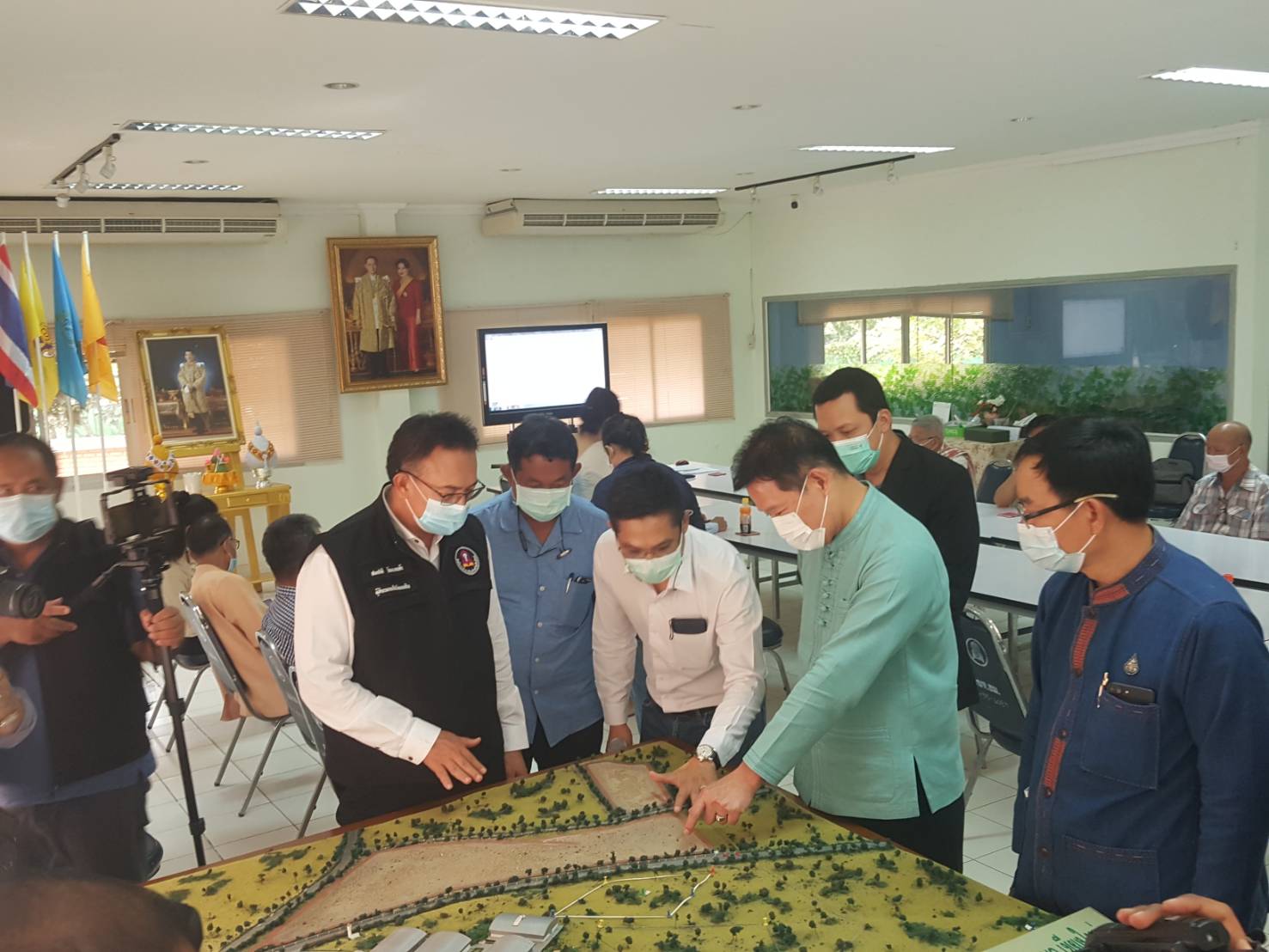 ร่วมประชุมรับฟัง! หลังชาวบ้านรอบโครงการศูนย์จัดการขยะครบวงจร อบจ.เชียงใหม่ เรียกร้องให้เร่งก่อสร้างโรงไฟฟ้าขยะ หวั่นบ่อฝังกลบเต็มล้น