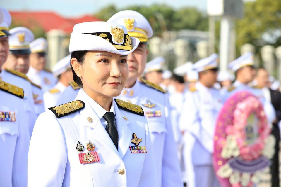 “รมว.นฤมล” นำ ข้าราชการศธ.วางพวงมาลา บำเพ็ญกุศลถวายรัชกาลที่ 5 น้อมรำลึกพระมหากรุณาธิคุณเนื่องในวันปิยมหาราช 