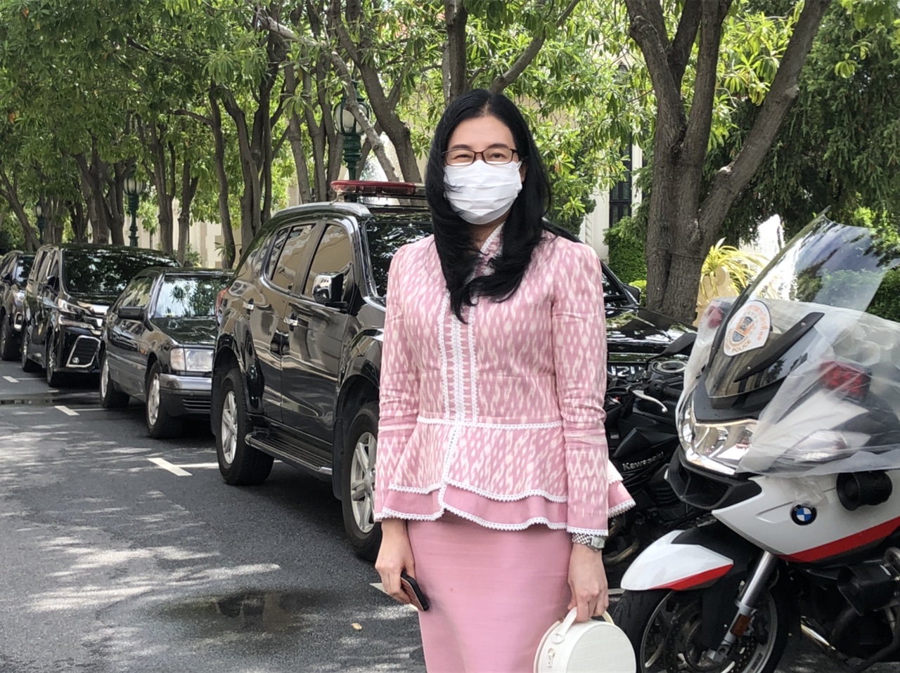ป.ป.ช. เปิดบัญชีทรัพย์สิน เลขาฯครม. พร้อมคู่สมรส รวม 360 ล้านบาท