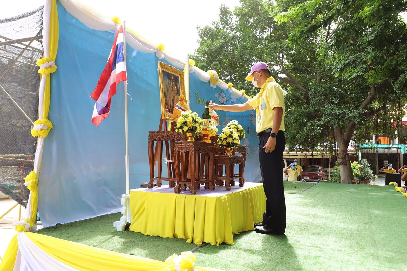 อ่างทองจัดกิจกรรมจิตอาสาบำเพ็ญสาธารณประโยชน์เนื่องในโอกาสวันเฉลิมพระชนมพรรษาในหลวง