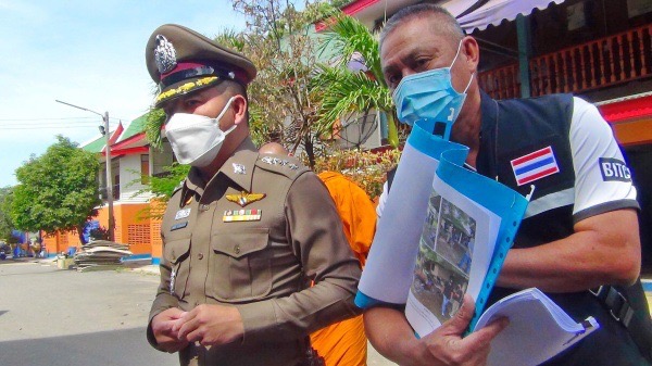 ผกก.สภ.บางคล้าควักเงินส่วนตัว 2 หมื่นบาท  รางวัลผู้แจ้งเบาะแสคนร้ายโจรกรรมวัดสนามช้าง