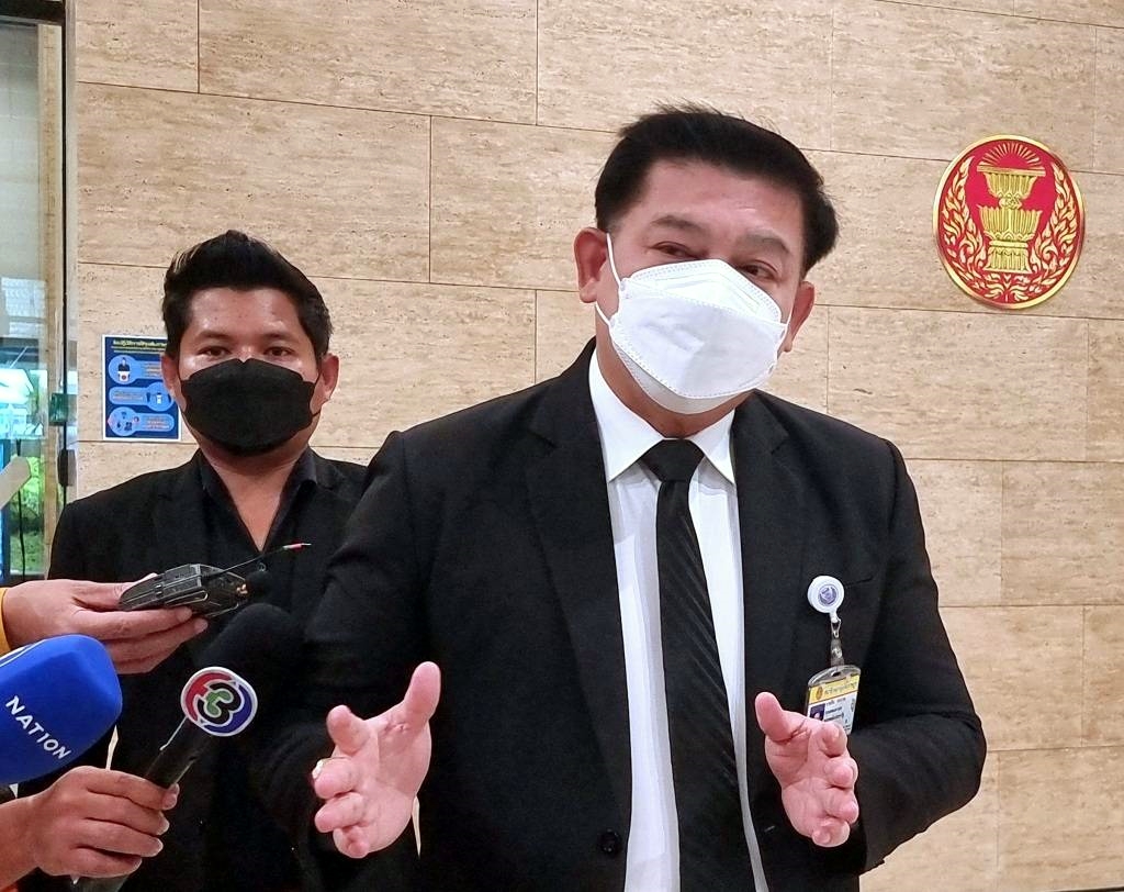 "สิระ" จ่อเชิญ "ผบ.ตร.-ผบช.ภ.6-" แจงปมคดี "ผู้กำกับโจ้" ประกาศแต่งชุดดำไว้อาลัยผู้สูญเสีย-สตช. จนกว่าจะจับได้