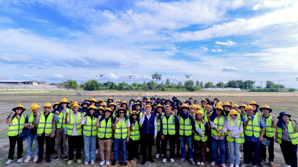 depa นำร่องรุ่นแรกที่สุพรรณบุรี! สร้างเกษตรกรยุคดิจิทัล ผู้บังคับโดรนเกษตรมืออาชีพ “Smart Drone for Agriculture”