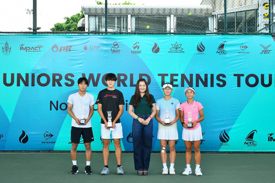 ดร.อุษณีย์ มหากิจศิริ ลีโอณีโอ ยินดีกับนักกีฬาเยาวชน คว้าชัยเทนนิสโลก "ไอทีเอฟ เจ60 (1)"