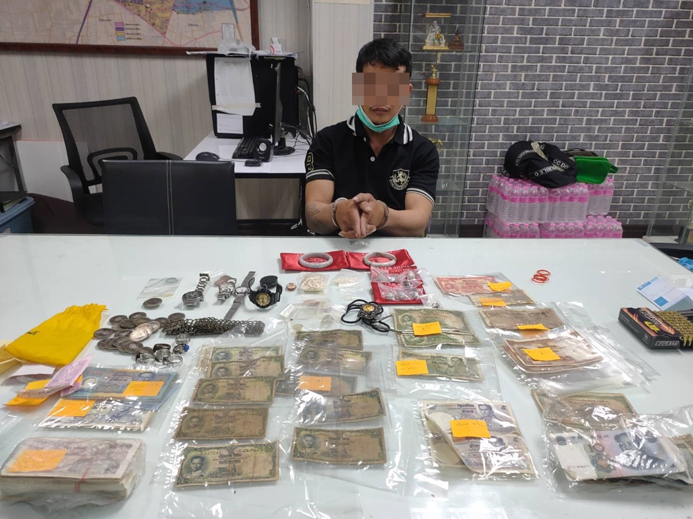 สืบโคกคราม รวบหนุ่มแสบย่องยกเค้าบ้านย่านนวมินทร์-บึงกุ่ม รับเอาเงินไปเที่ยวคาราโอเกะครั้งละแสน