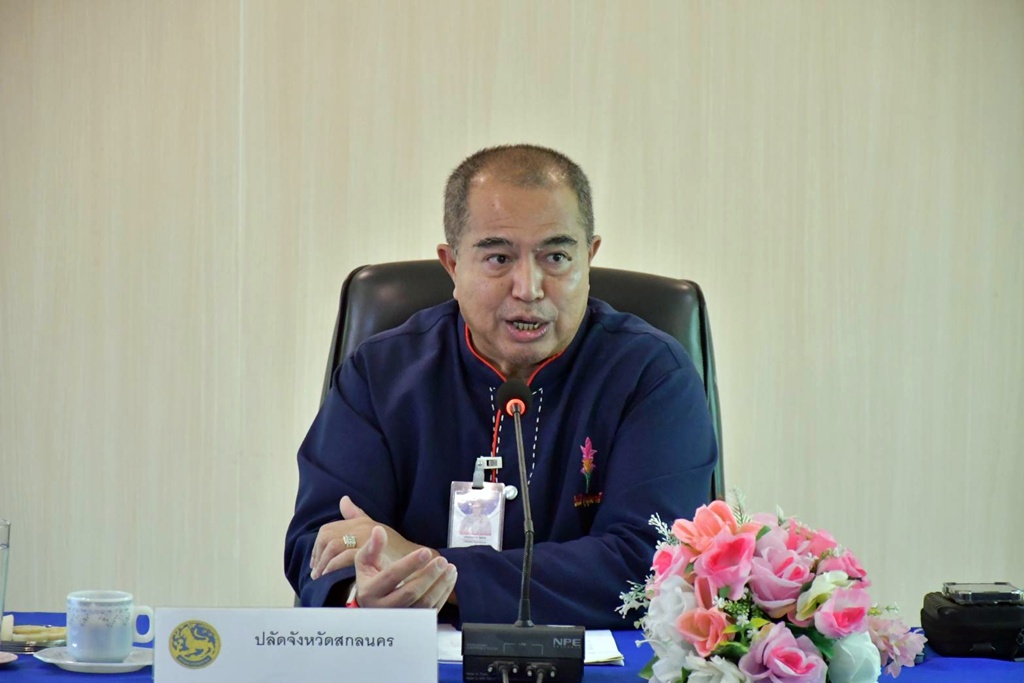 สกลนครประชุมเข้ม! สั่งห้ามตู้คีบสินค้า ฝ่าฝืนจับกุมเด็ดขาด ตาม พรบ.การพนัน