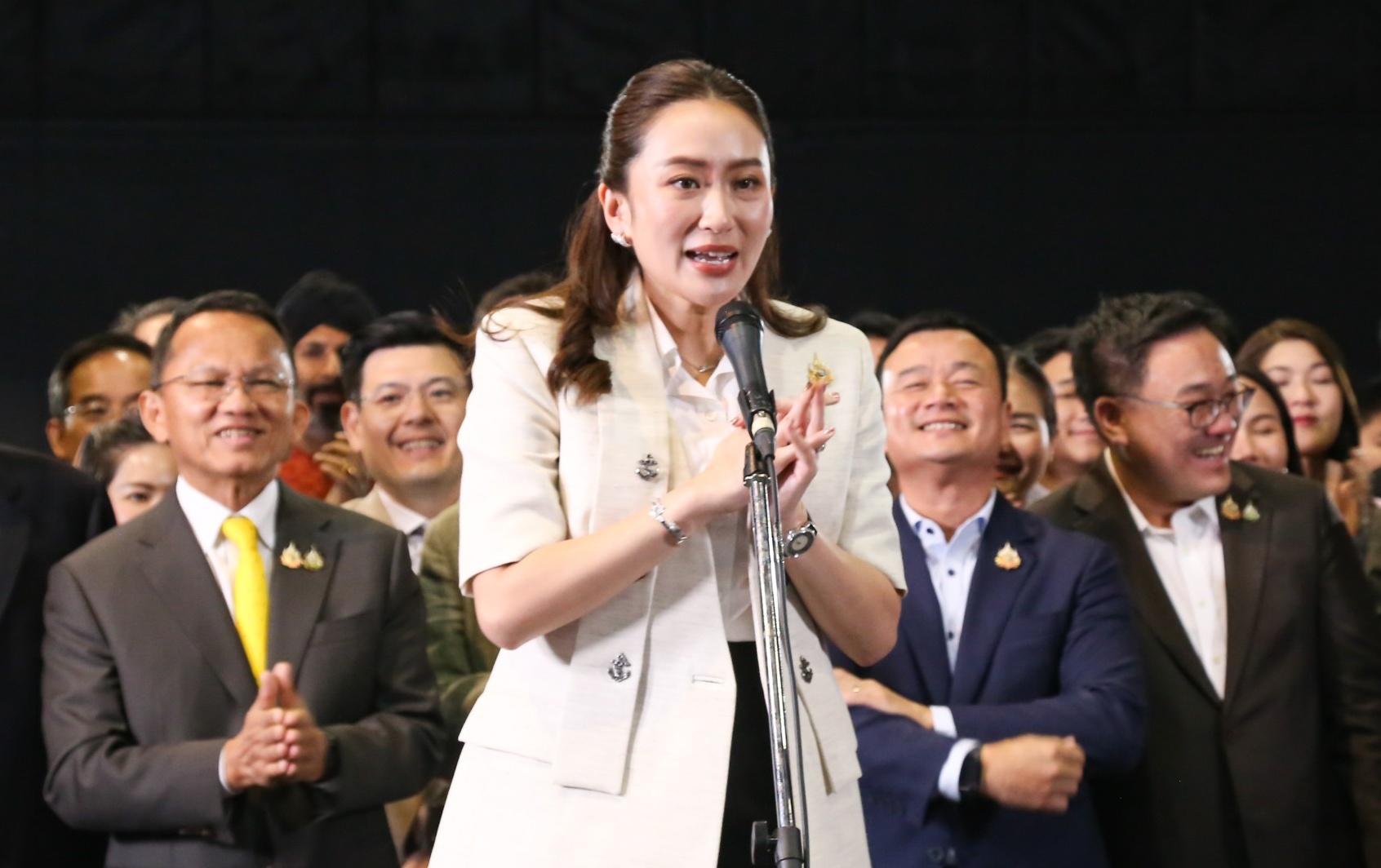 "แพทองธาร" โพสต์ ขอบคุณ สส.ทุกท่าน ที่มอบความไว้วางใจ ให้รับตำแหน่งนายกรัฐมนตรี