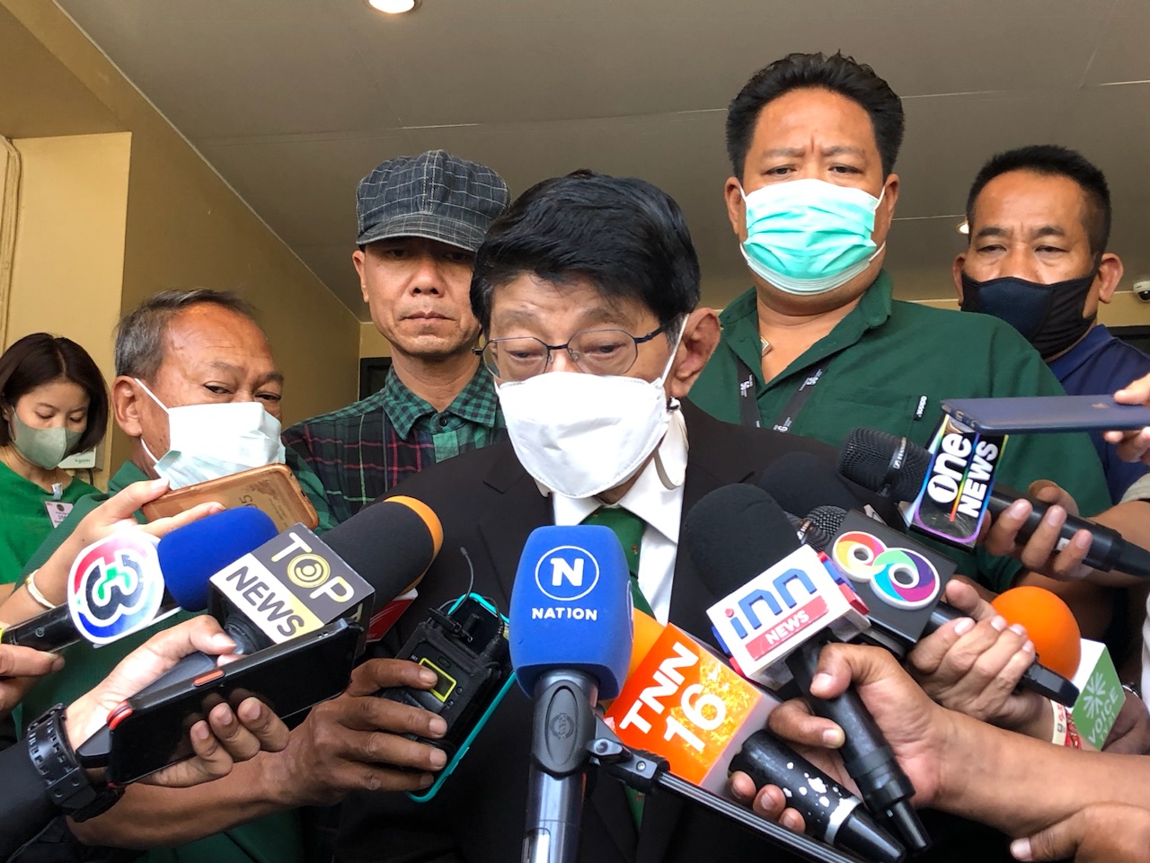 "วิษณุ" เผย 4 เม.ย. ขยับถกครม.บ่าย 2 เปิดทาง "หัวหน้าพรรค" จับเบอร์ ส.ส.บัญชีรายชื่อ 