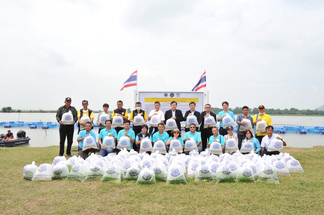 กรมประมง จับมือชุมชนลุ่มน้ำป่าสักและซีพีเอฟ ปล่อยปลาลงเขื่อนป่าสักฯ ฟื้นฟูทรัพยากรสัตว์น้ำ    