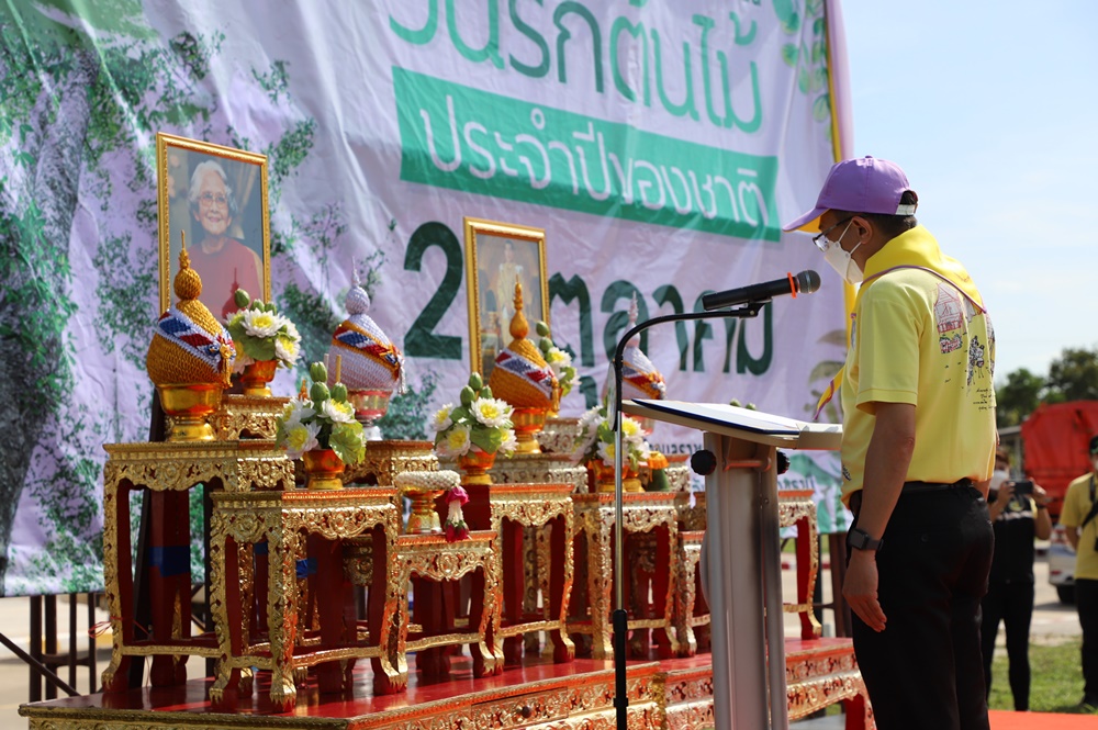 อุบลฯ ปลูกบำรุงรักษาต้นไม้ ในวันรักต้นไม้ประจำปีของชาติ  